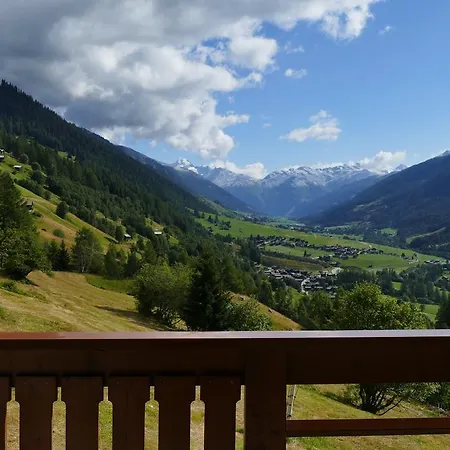 Apartamento Castle Goms