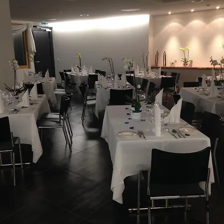 Lägenhet Apartments Castle Goms