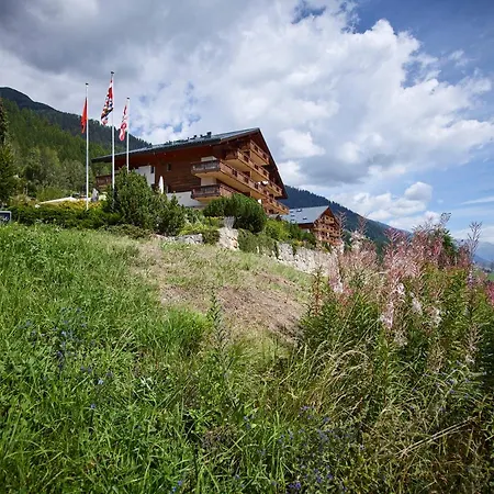 Apartment Castle Goms